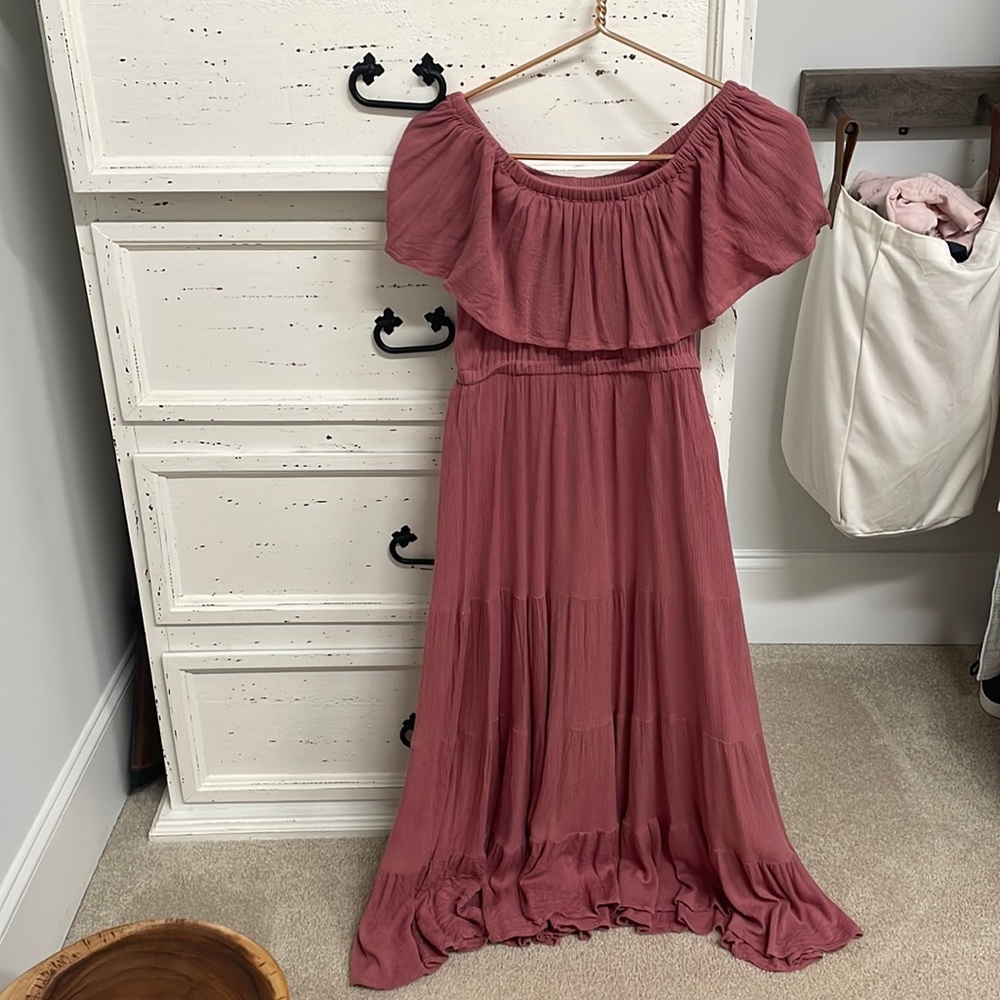 Mauve maternity off the shoulder dress